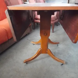 Mesa vintage extensible de madera años 60