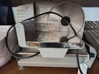 Cortadora de fiambres y alimentos