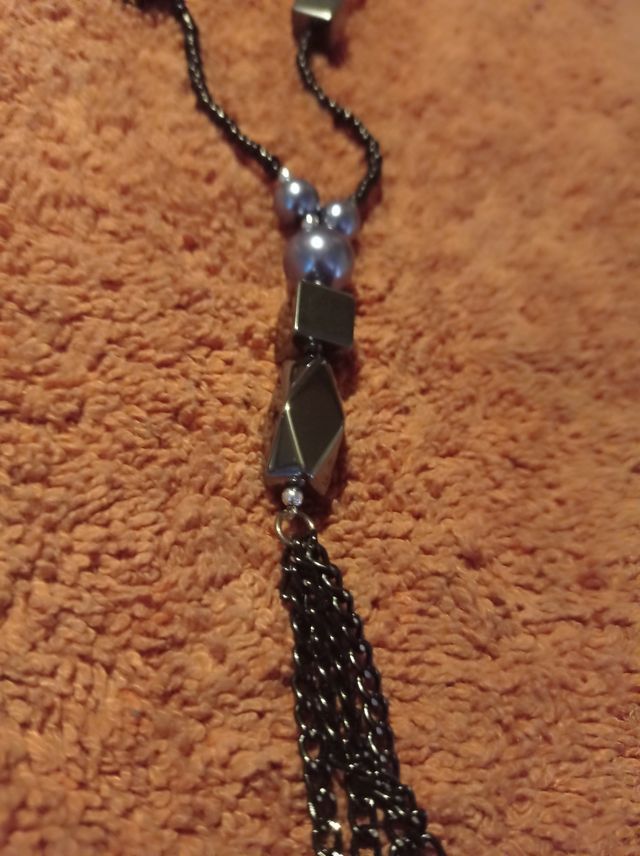 Collar largo negro metalizado hematita natural