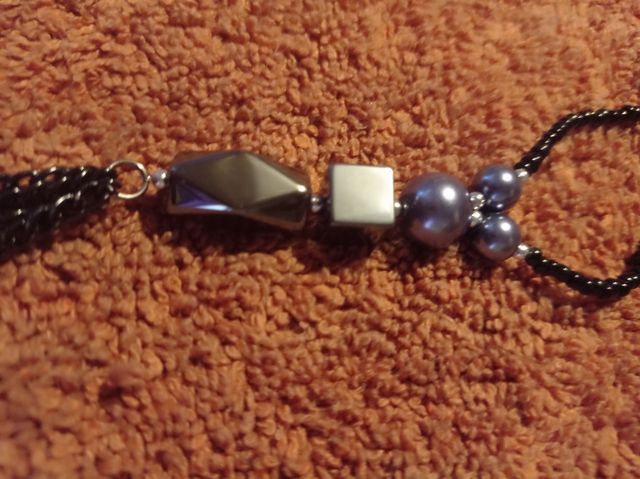 Collar largo negro metalizado hematita natural