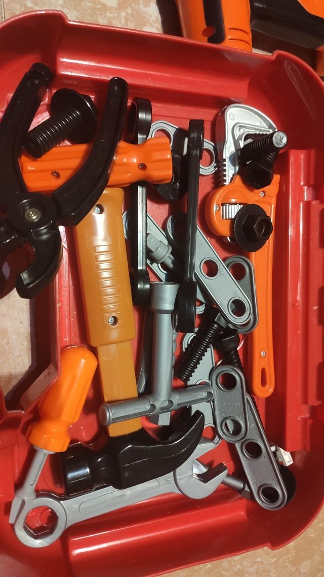 Maletín herramientas juguete