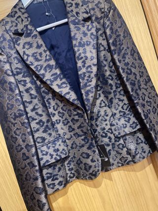 Chaqueta fiesta lujo estampado leopardo T44 Nueva