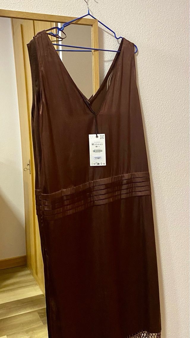 Vestido Zara edición limitada marrón