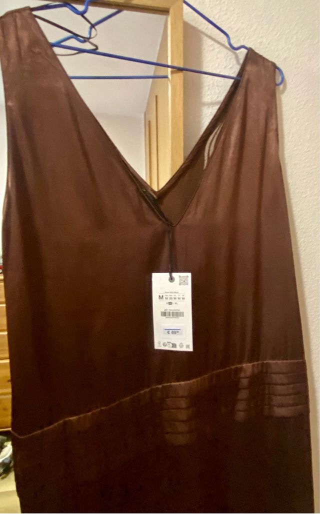 Vestido Zara edición limitada marrón