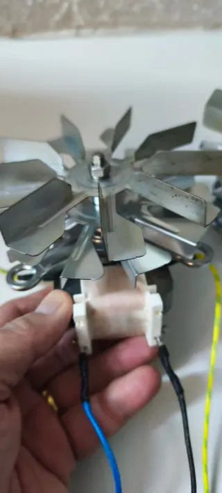 2 ventilatori a turbina metallici