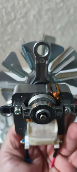 2 ventilatori a turbina metallici