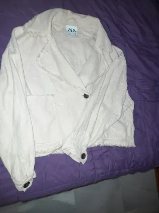 Chaqueta Zara Beige