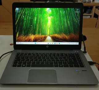 Ordenador portátil HP Plata y Negro