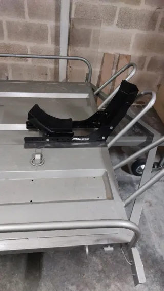 Alquilo remolque de motos / quad