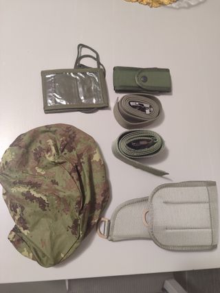 Fondina militare e accessori
