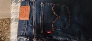 Pantalón Levis vaquero skinny 710 azul