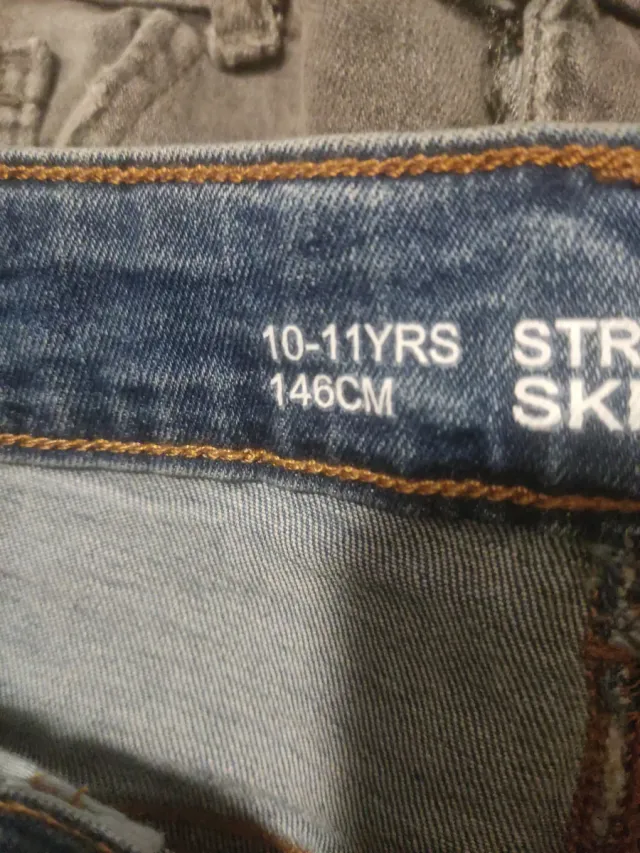 Pantalones vaqueros niño (2 pares)  10-11 años