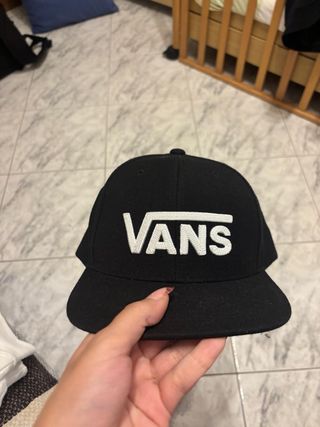 Cappello Vans nero con logo bianco