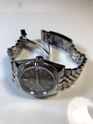 Seiko Mod - DateJust “Champagne” (Reloj Plateado)