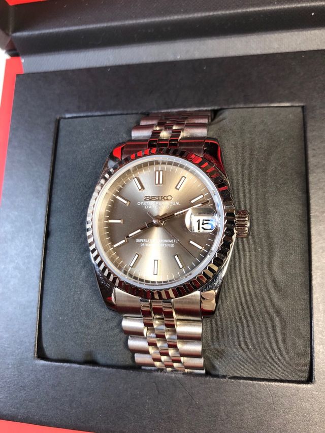 Seiko Mod - DateJust “Champagne” (Reloj Plateado)