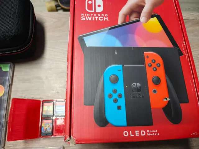Nintendo Switch OLED Azul/Rojo