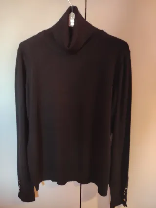 Jersey cuello alto negro mujer