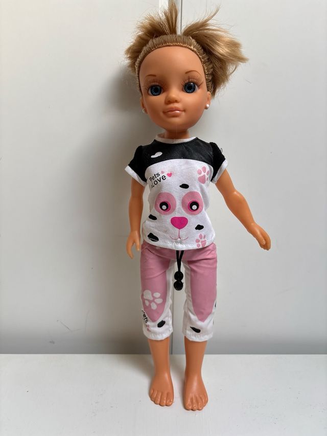 Muñeca Nancy con ropa de panda