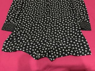 Mono Zara flores negro blanco Talla XS