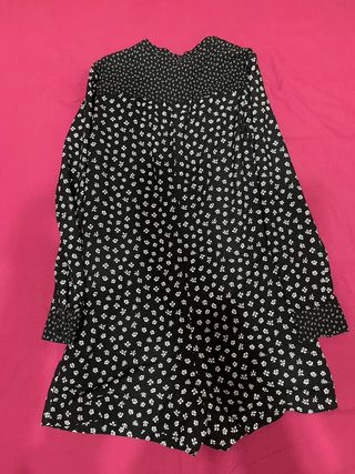 Mono Zara flores negro blanco Talla XS
