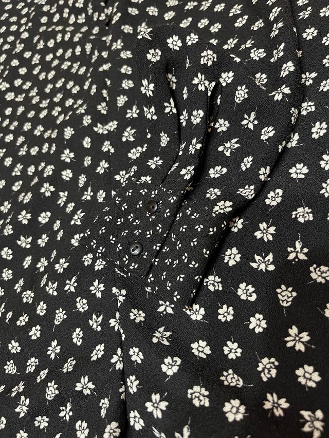 Mono Zara flores negro blanco Talla XS
