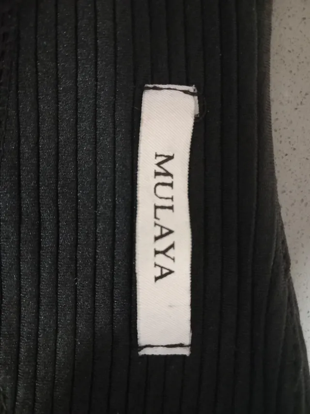 Chaqueta negra T.L Nueva