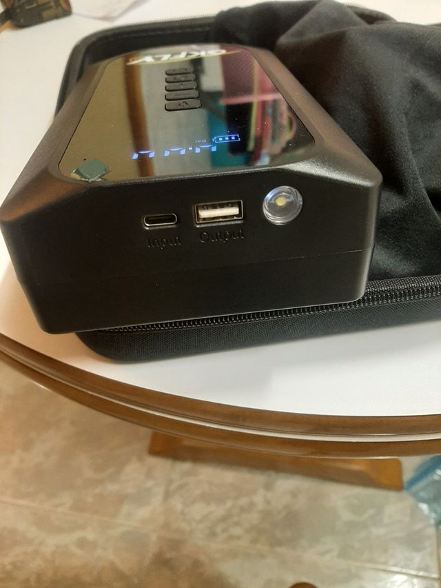 Arrancador y compresor de coche portatil