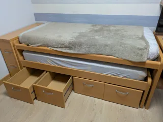 Mueble compacto con cajones