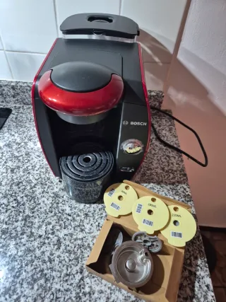 Cafetera Bosch Tassimo + Cápsulas Reutilizables