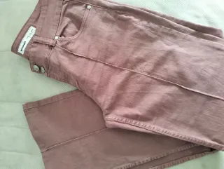 Pantalón Bershka mujer bootcut talla 44