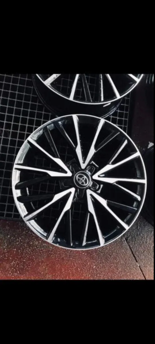 Llantas Toyota 18 Nuevas Caja