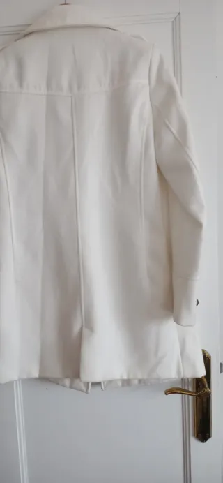 Abrigo blanco. Talla M