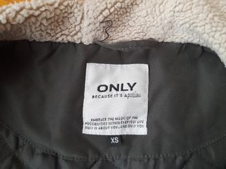 Giubbotto ONLY verde oliva taglia XS