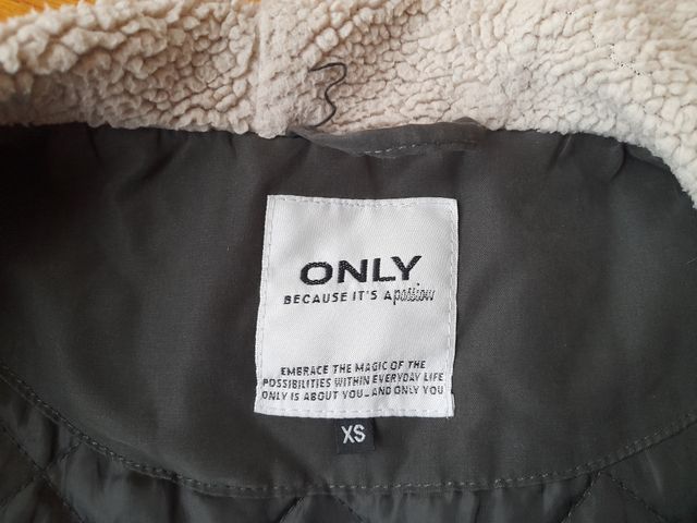 Giubbotto ONLY verde oliva taglia XS