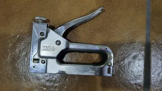 Grapadora Metálica TUV GS