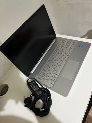 HP 15s Intel Celeron N4500 8GB RAM SSD