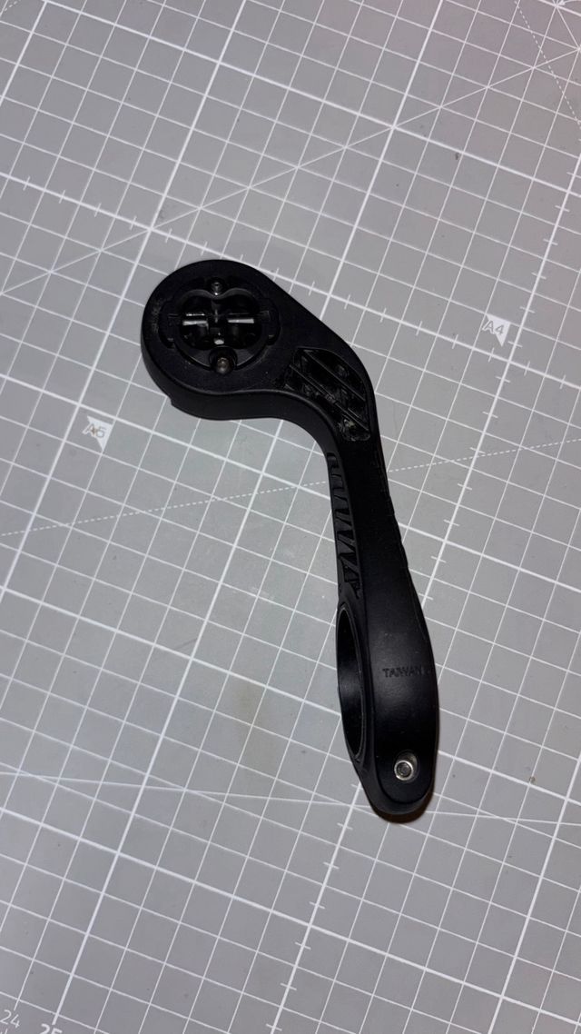 Soporte Garmin para Manillar Negro