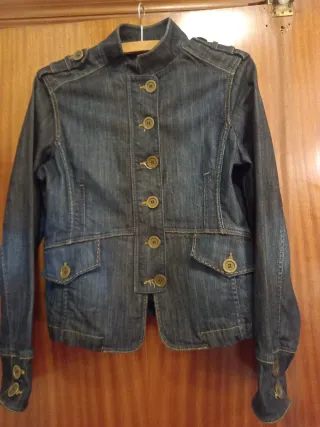 Chaqueta tejana Massimo Dutti azul