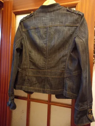 Chaqueta tejana Massimo Dutti azul