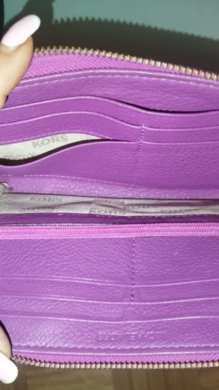 Cartera Michael Kors Piel granate claro y Dorada