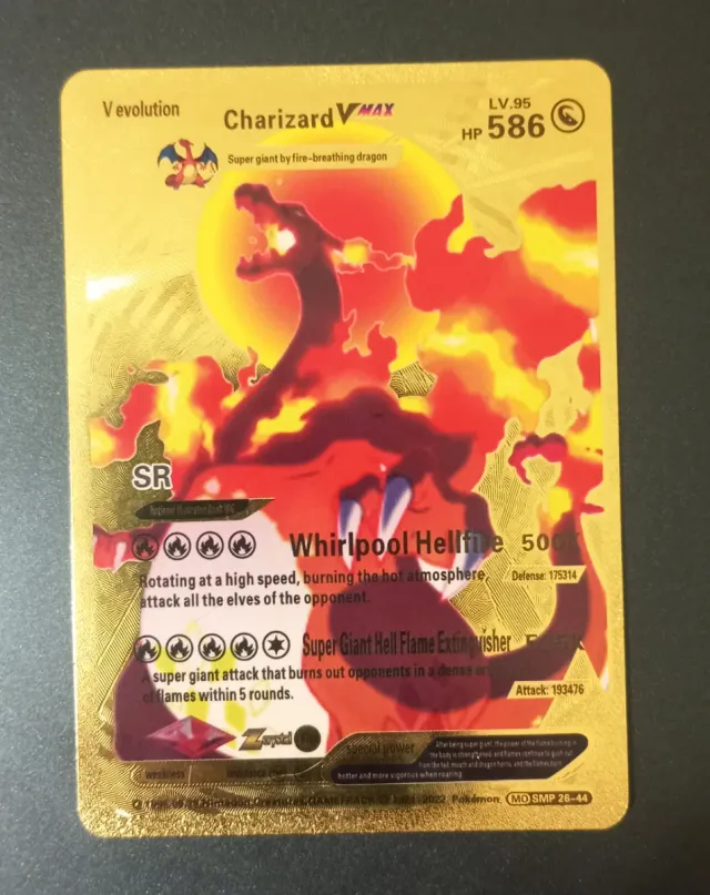 Confezione 3 Carte Pokémon Charizard V e VMAX Dorata SR