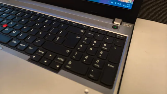 Lenovo Thinkpad E570 i7-7500U 12GB 500GB 15,6