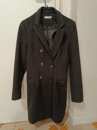 Cappotto lungo, caldo, elegante.