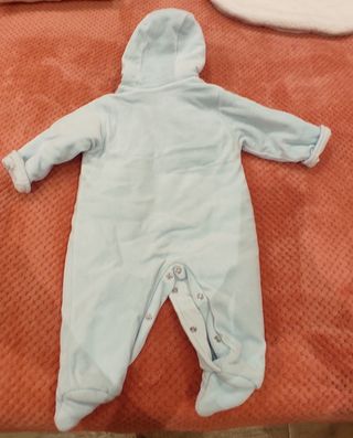 Buzo niño con capucha y manoplas