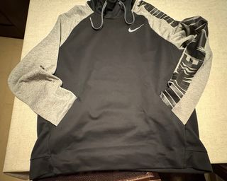 Sudadera Nike Dry-Fit.Talla XL(tallaje grande)