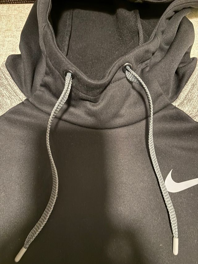 Sudadera Nike Dry-Fit.Talla XL(tallaje grande)