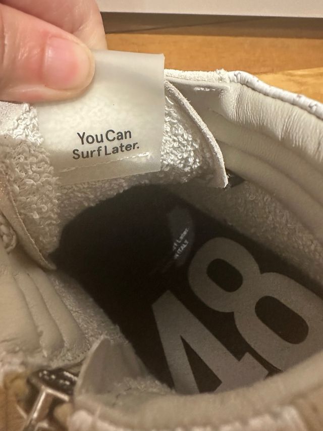 Zapatillas P448 Mujer Talla 38 Plata y Blanco