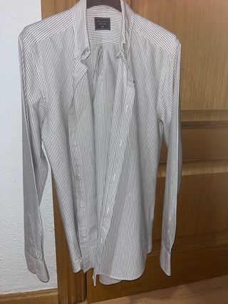 Camisa Scalpers rayas gris y blanco Talla M