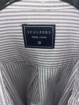 Camisa Scalpers rayas gris y blanco Talla M