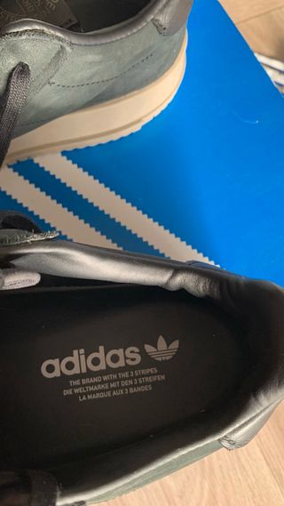 Zapatillas Adidas Talla 43.5 Negras/Beige